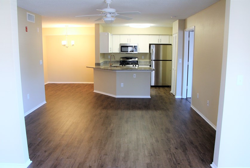 The Grand Reserve At Lee Vista Apartments - 407apartments