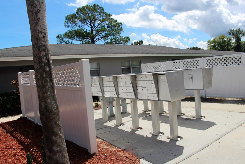 Forwarding mail Group of Mailboxes